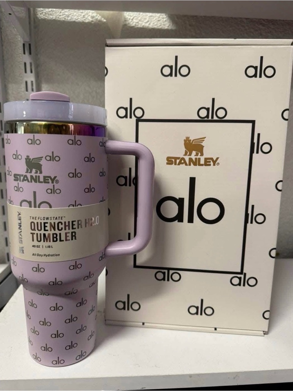 Stanley Lilac Quencher H2.0 Tumbler Alo 40 ounce cup